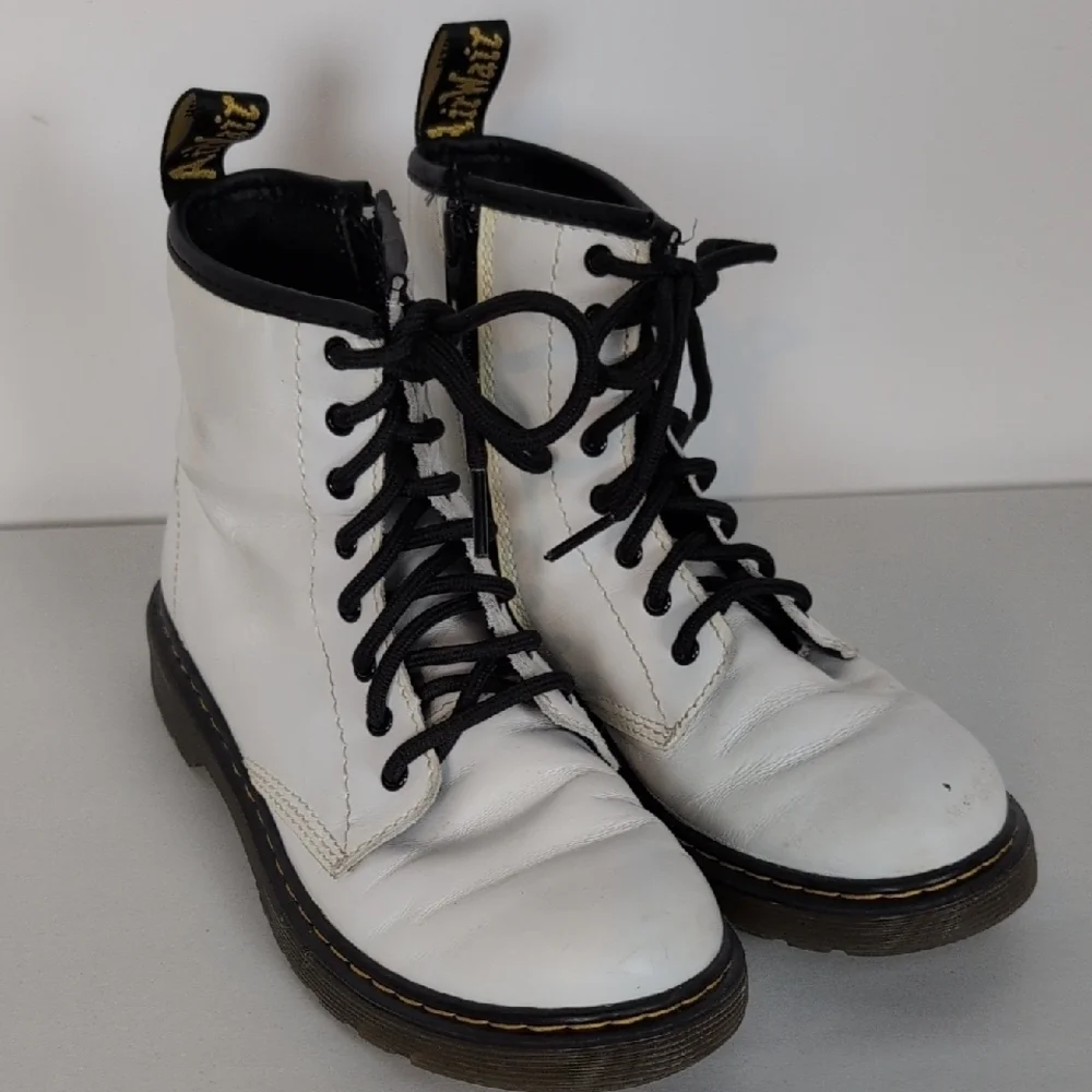 Dr. Martens AirWair Zavala Boots
